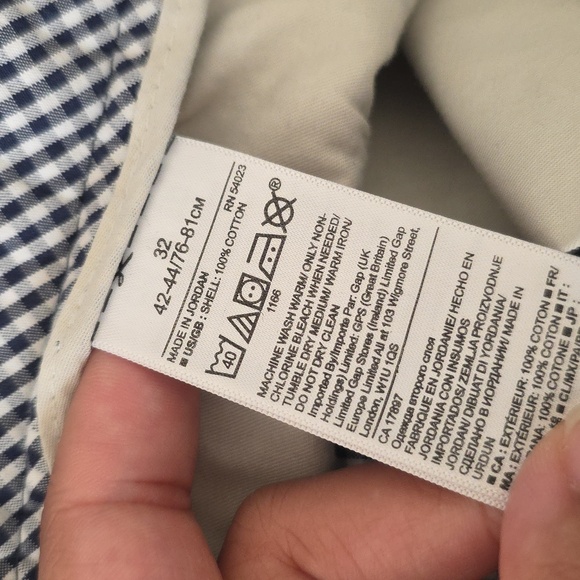 ☆Banana Republic Blue and White Checkered Men Shorts☆ - Picture 2 of 3